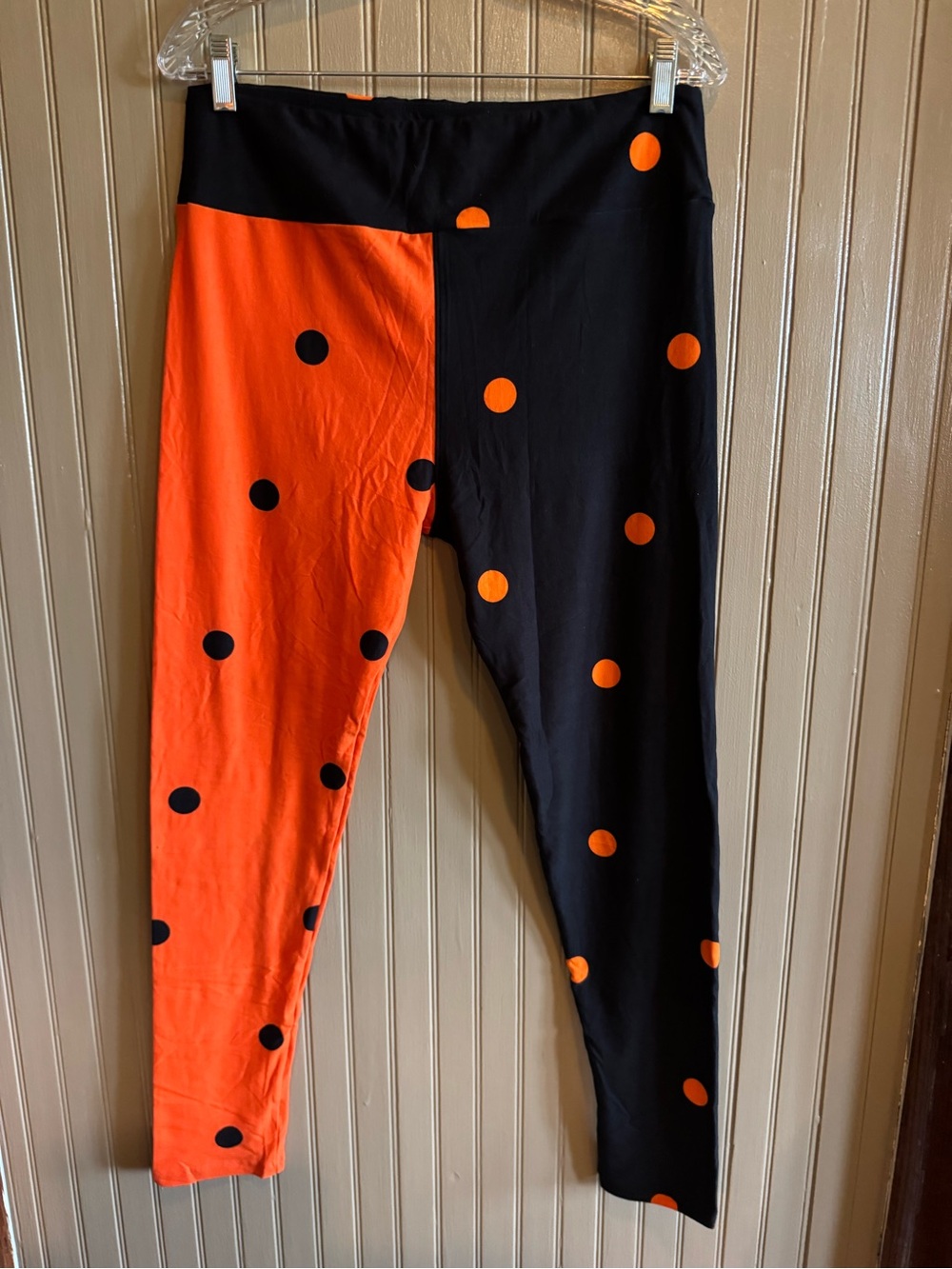 New LuLaRoe Orange and Black Polka Dot Leggings Halloween tall curvy